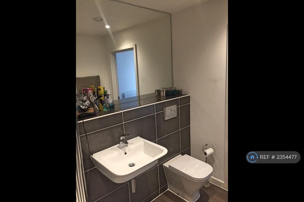 Additional property image - Summit House, West Wickham, BR4