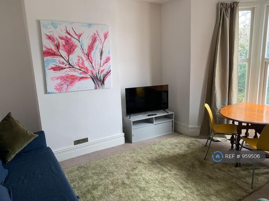 Additional property image - Gloucester Road, Bristol, BS7