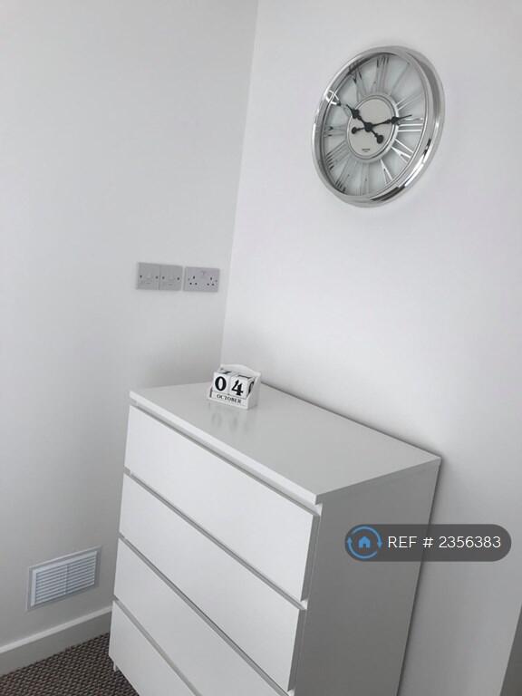 Additional property image - Basil Grove, Birmingham, B31