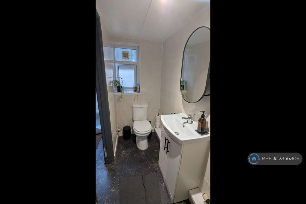 Additional property image - Ravenswood Road, Bristol, BS6