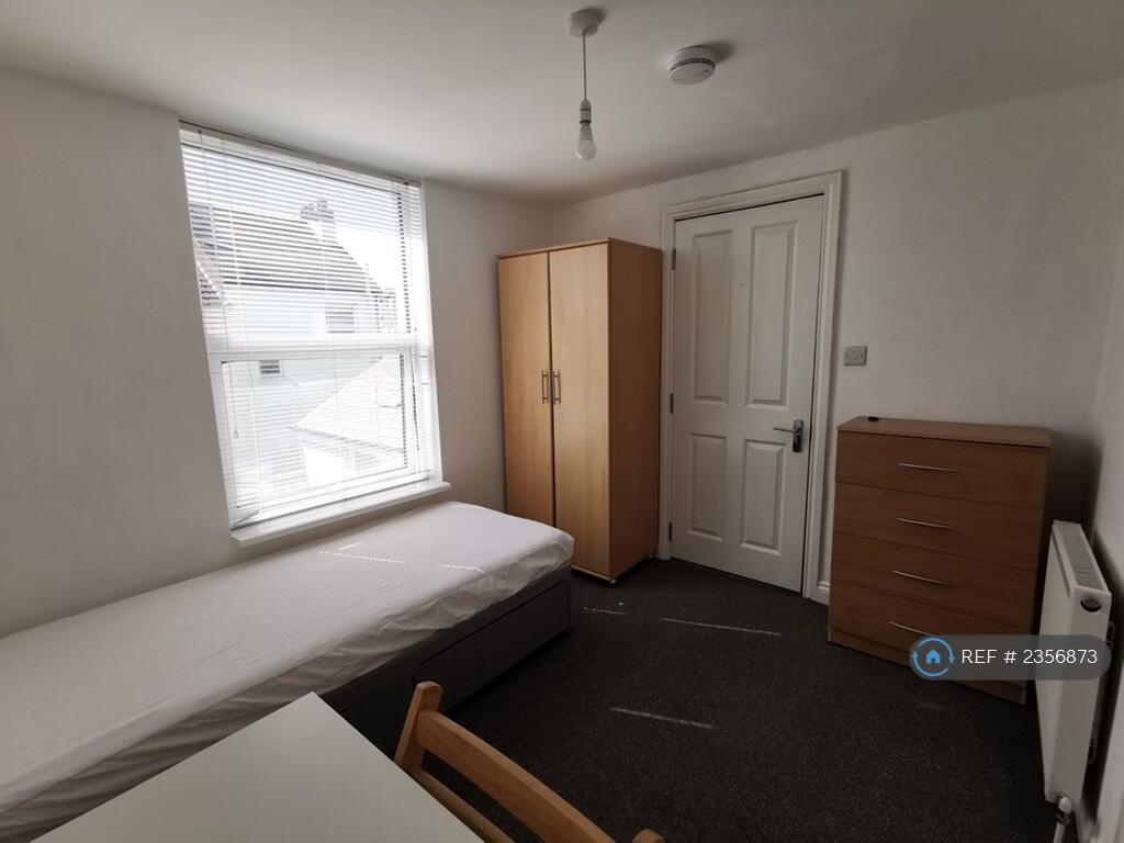 Additional property image - Inverness Road, Brighton, BN2