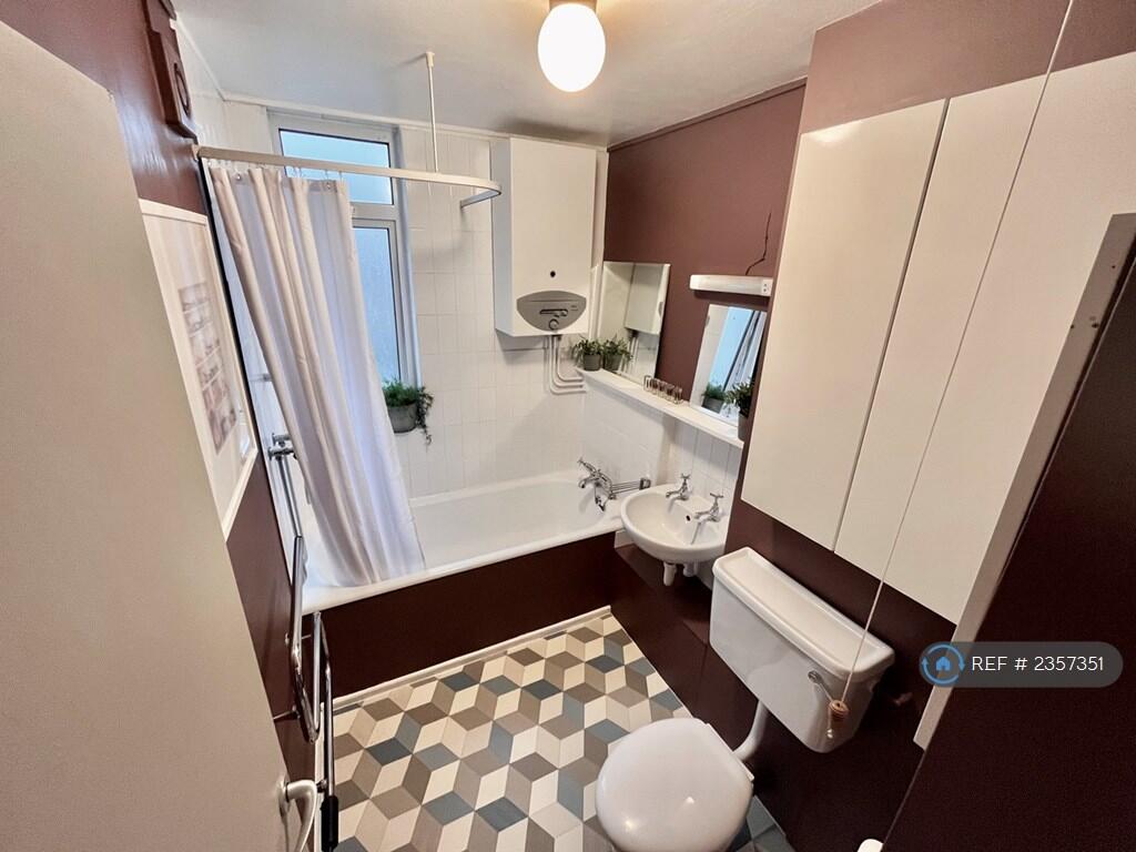 Additional property image - Chesterton Towers, Cambridge, CB4