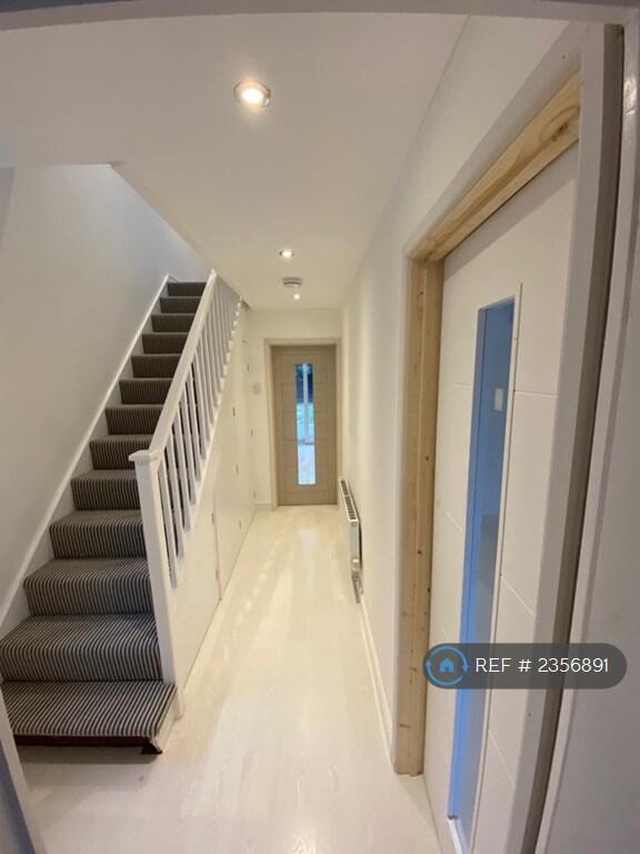 Additional property image - Frankholmes Drive, Solihull, B90