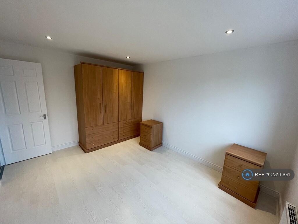 Additional property image - Frankholmes Drive, Solihull, B90