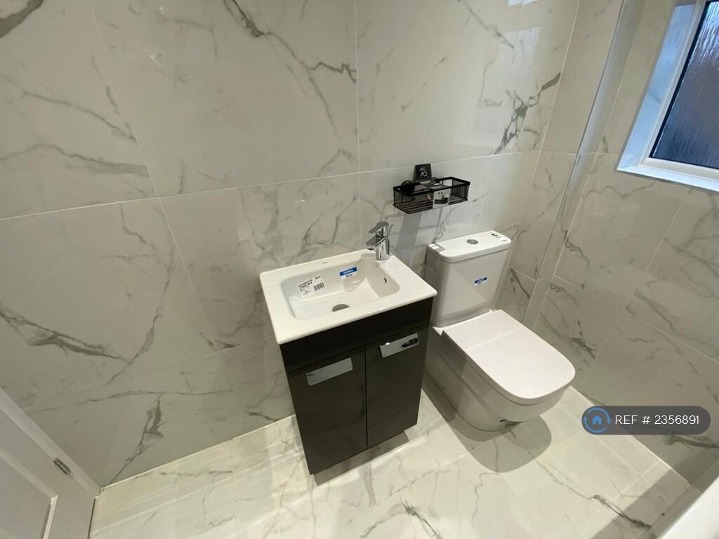 Additional property image - Frankholmes Drive, Solihull, B90