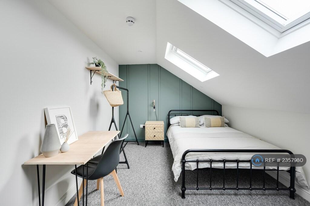 Additional property image - Mackie Grove, Filton, Bristol, BS34