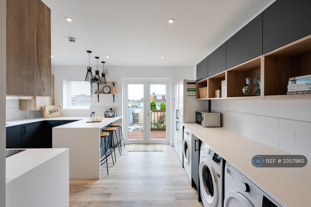 Additional property image - Mackie Grove, Filton, Bristol, BS34