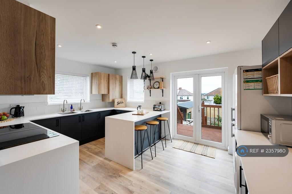 Additional property image - Mackie Grove, Filton, Bristol, BS34