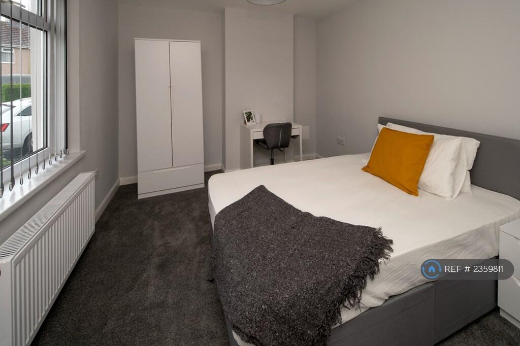 Additional property image - Woodland Way, Bristol, BS15
