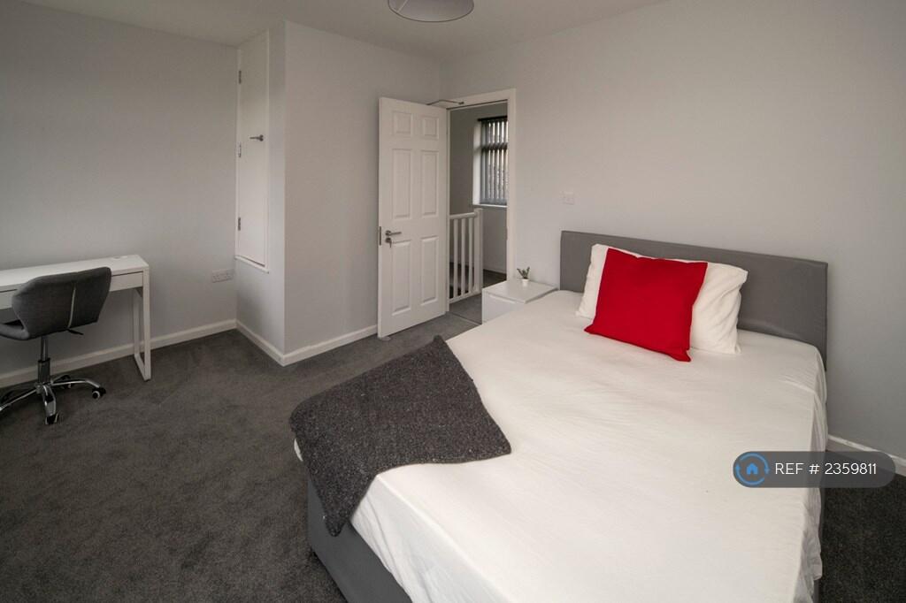 Additional property image - Woodland Way, Bristol, BS15