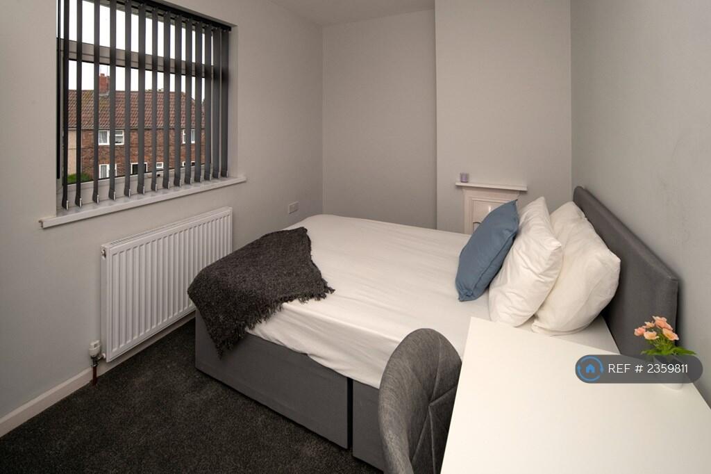 Additional property image - Woodland Way, Bristol, BS15