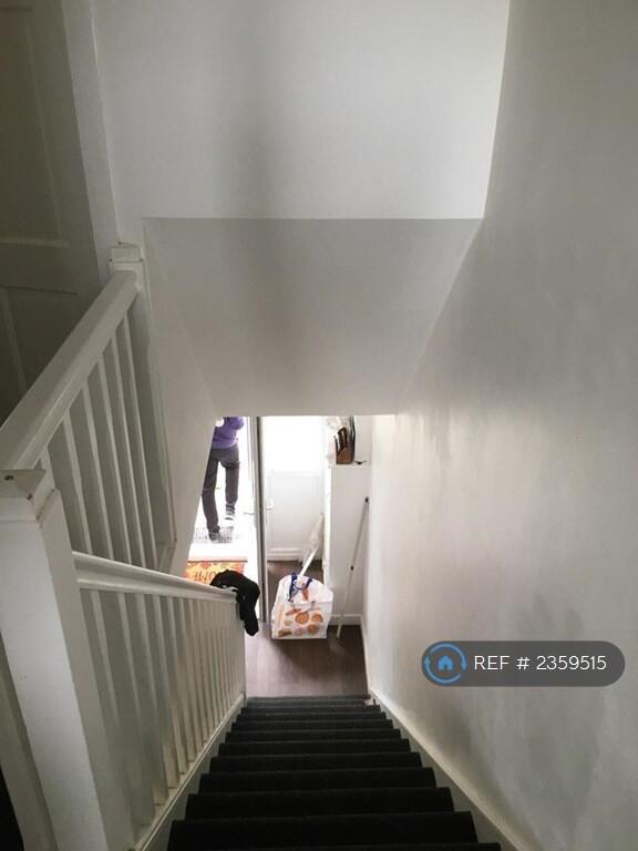 Additional property image - Bonnington Walk, Bristol, BS7