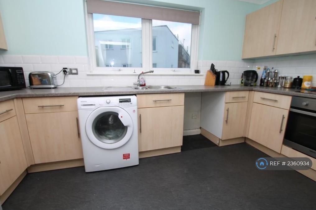 Additional property image - Swanborough Court, Shoreham-By-Sea, BN43