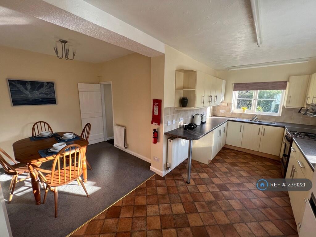 Additional property image - Elmstead Road, Colchester, CO4