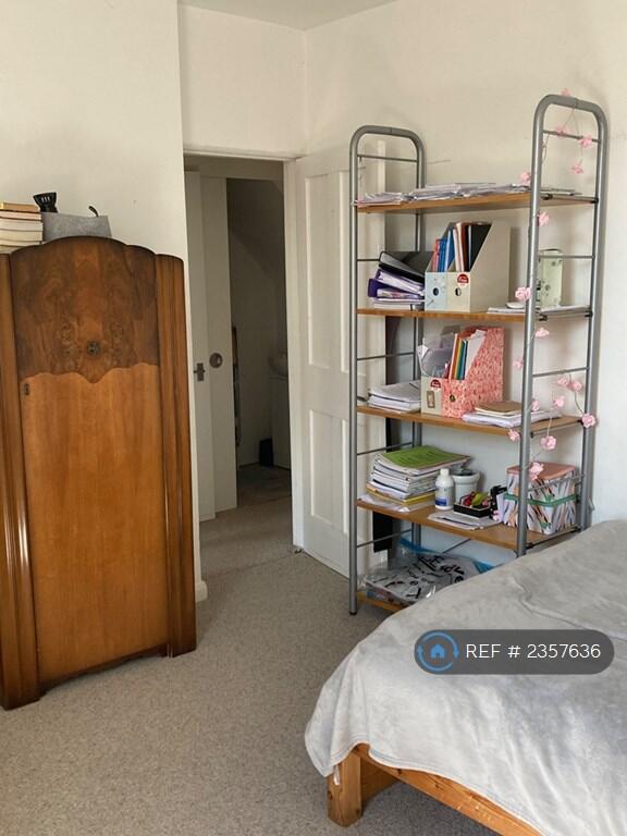 Additional property image - Roundhill Crescent, Brighton, BN2
