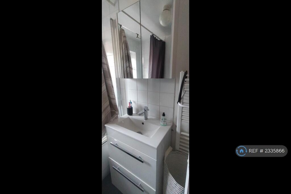 Additional property image - Sandford Road, Bromley, BR2