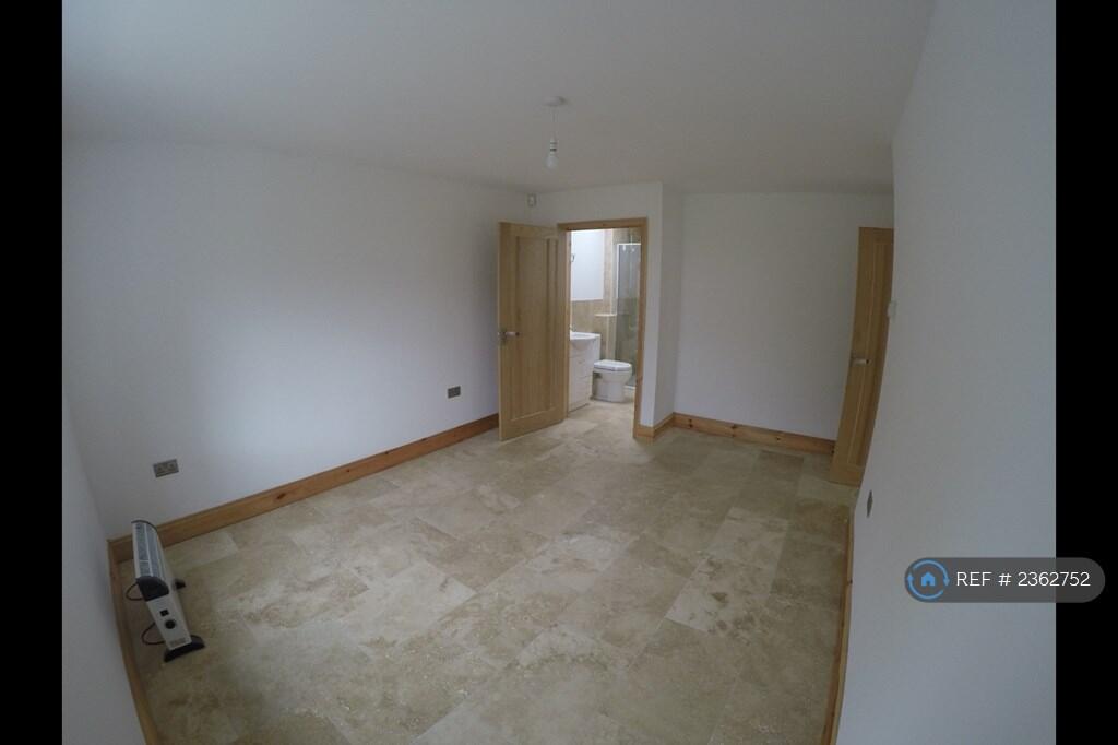 Additional property image - High Street, Cambridge, CB24