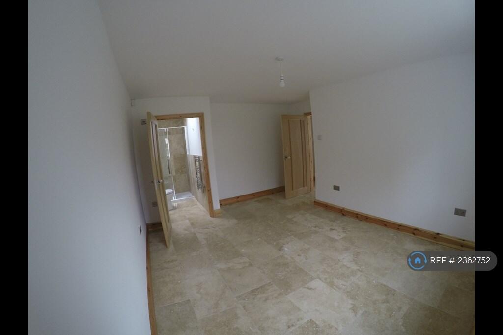 Additional property image - High Street, Cambridge, CB24