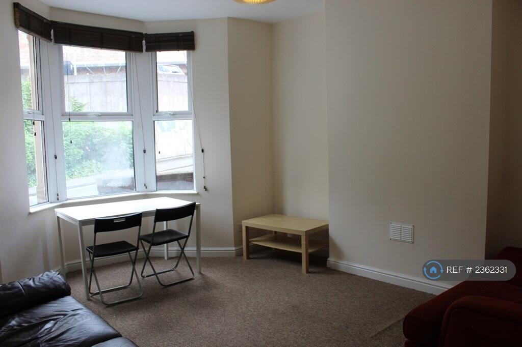 Additional property image - Horfield Road, Bristol, BS2