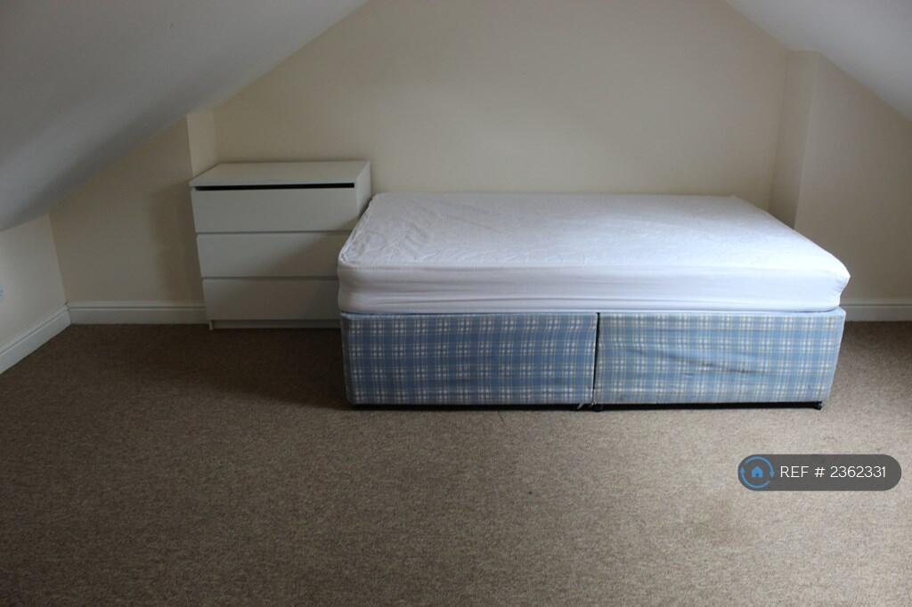 Additional property image - Horfield Road, Bristol, BS2
