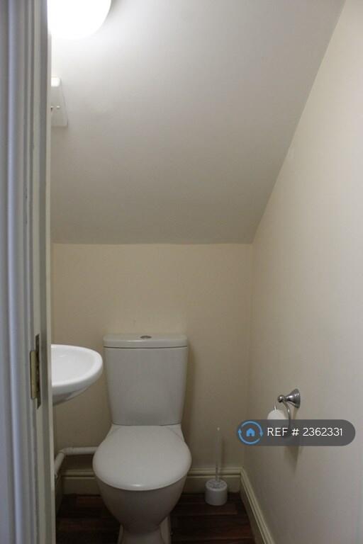 Additional property image - Horfield Road, Bristol, BS2