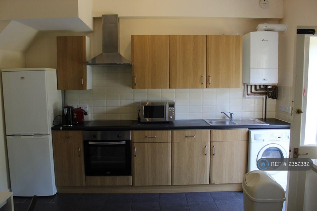 Additional property image - Horfield Road, Bristol, BS2