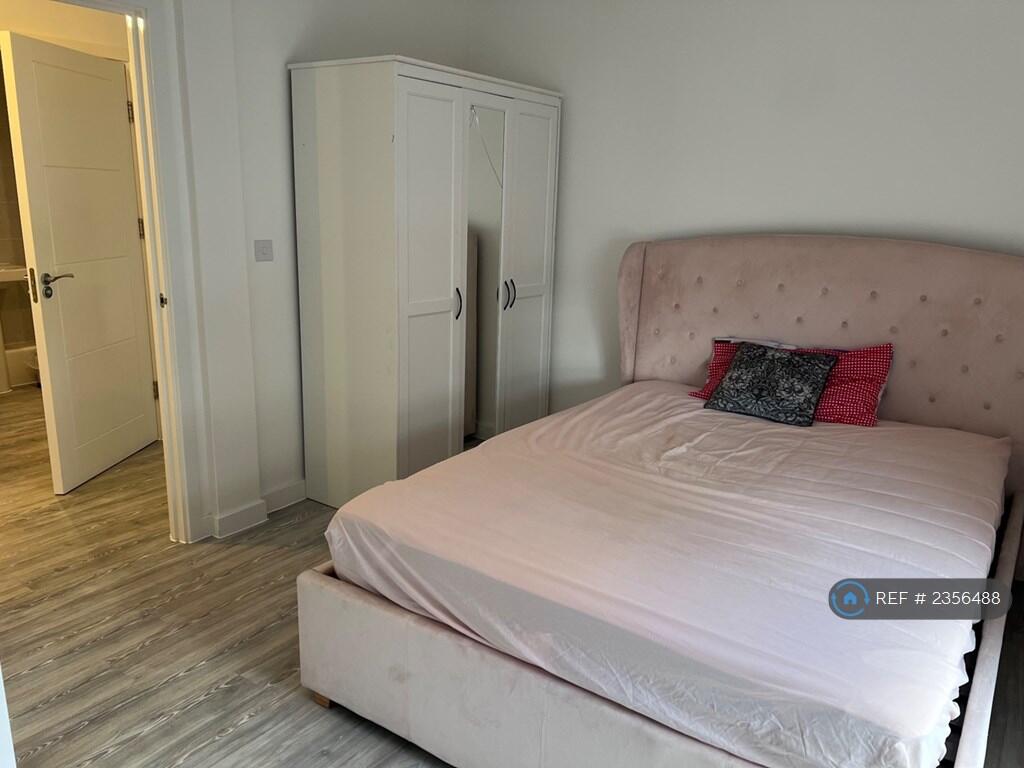 Additional property image - Flatts Close, Stoke Gifford, Bristol, BS34