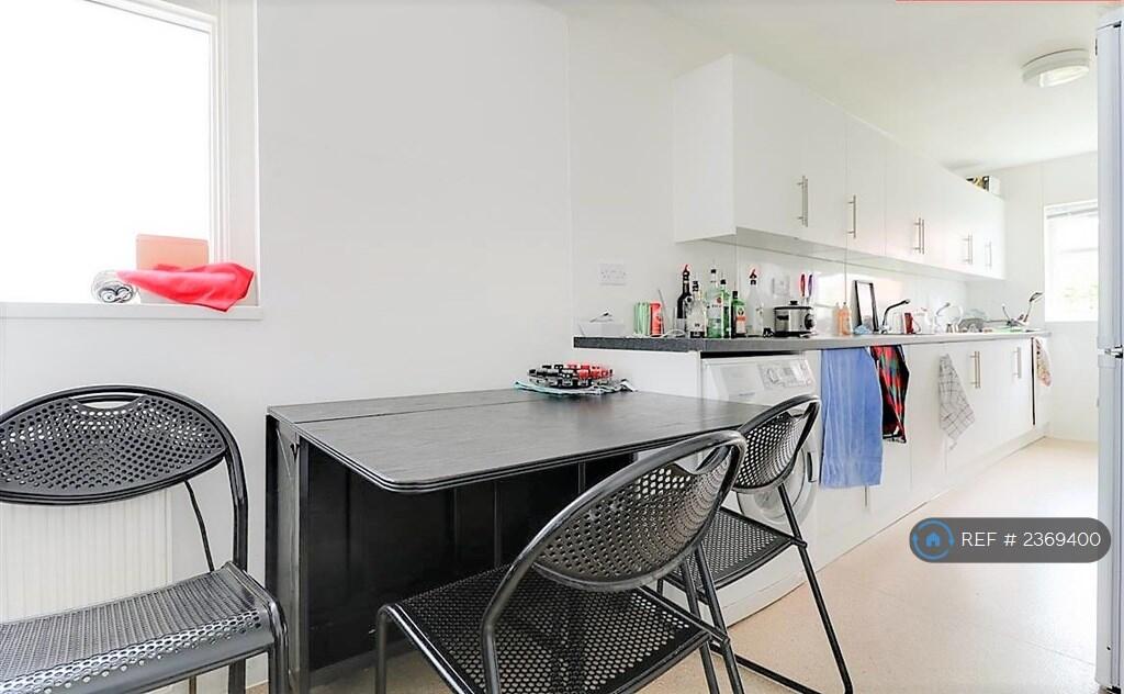 Additional property image - Elm Grove, Brighton, BN2
