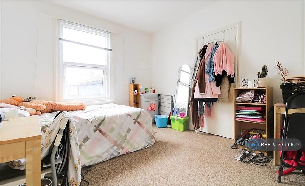 Additional property image - Elm Grove, Brighton, BN2
