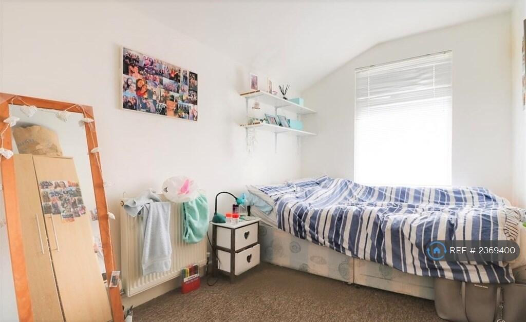 Additional property image - Elm Grove, Brighton, BN2