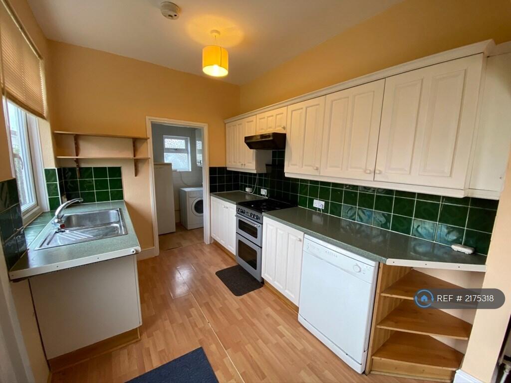 Additional property image - Pine Grove, Bristol, BS7