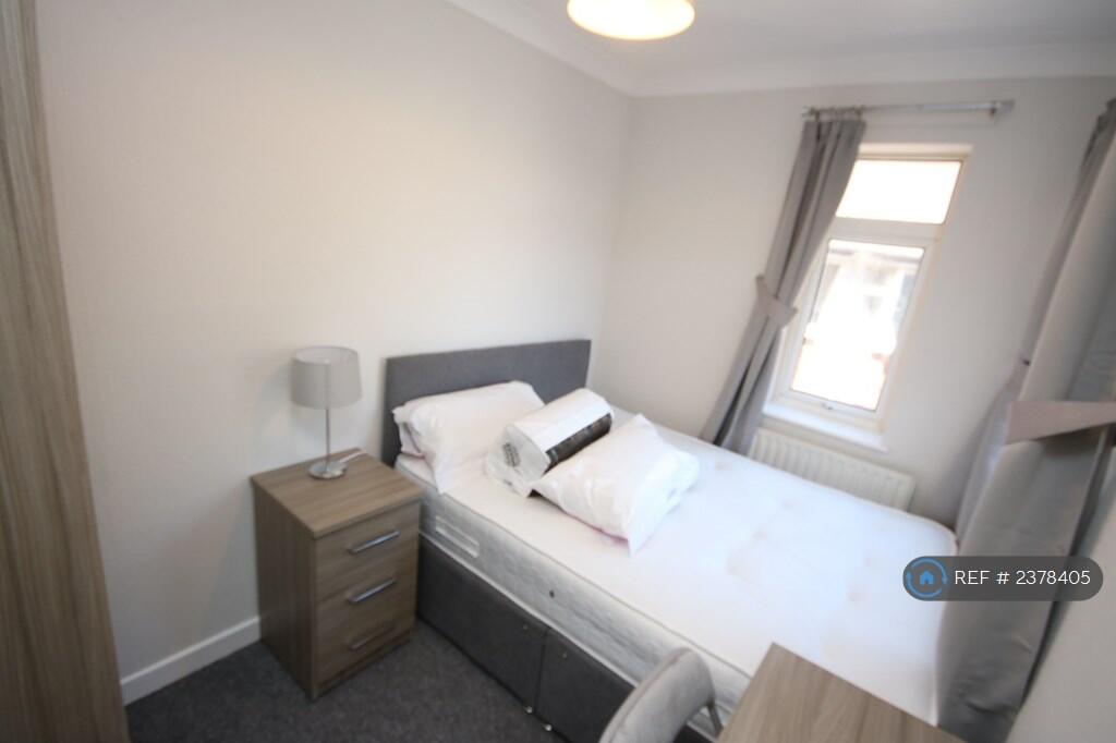 Additional property image - Malmesbury Park Road, Bournemouth, BH8