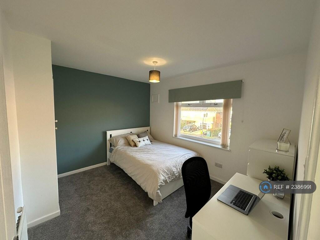 Additional property image - Brangwyn Grove, Bristol, BS7