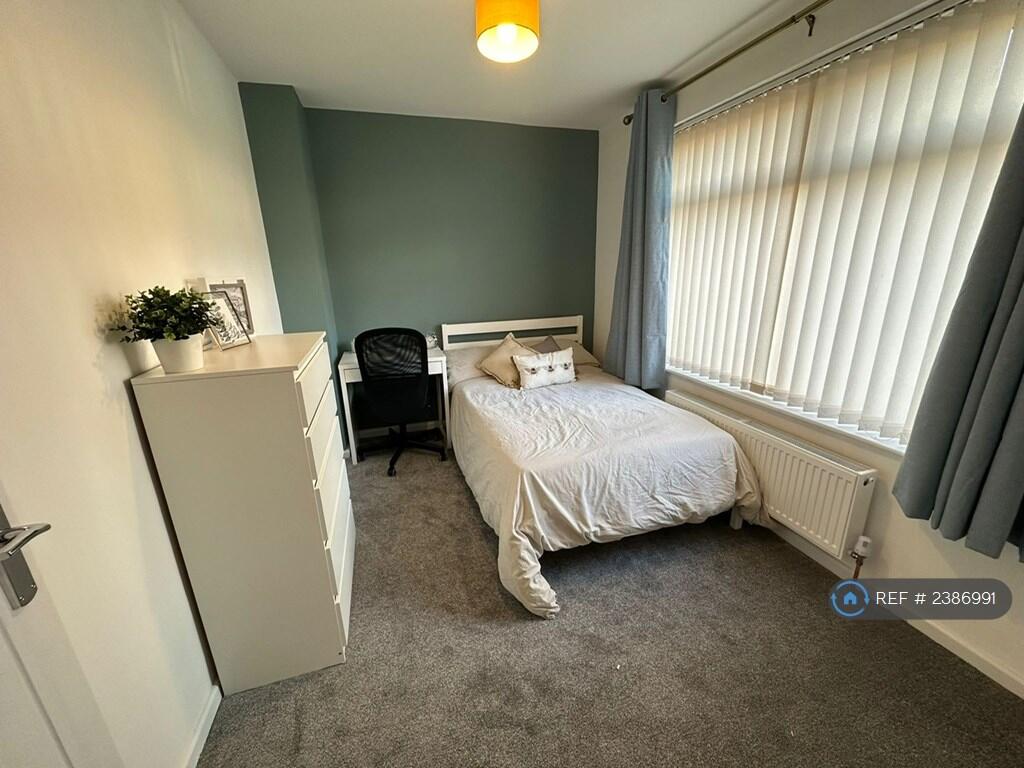 Additional property image - Brangwyn Grove, Bristol, BS7