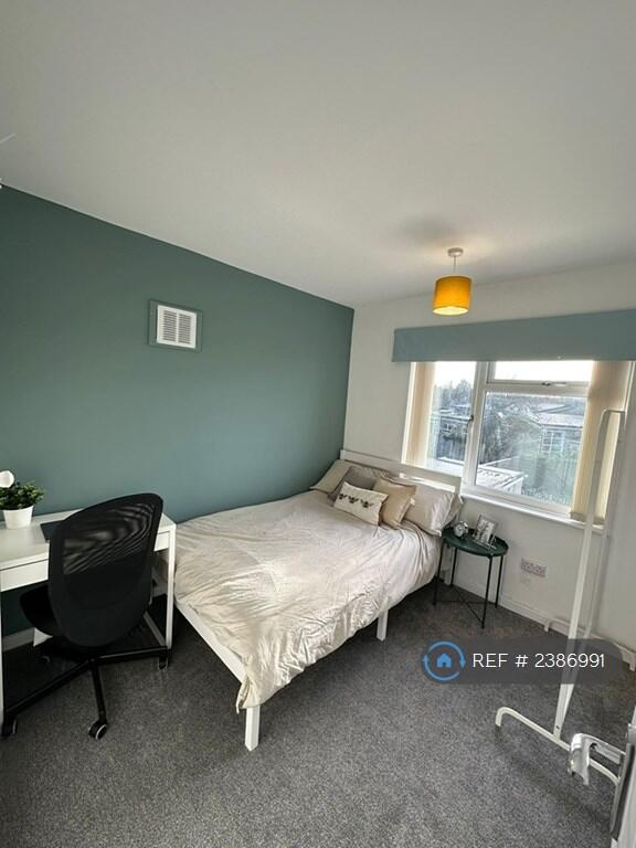 Additional property image - Brangwyn Grove, Bristol, BS7