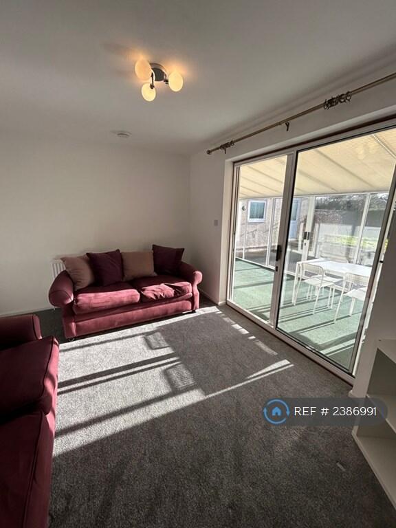 Additional property image - Brangwyn Grove, Bristol, BS7
