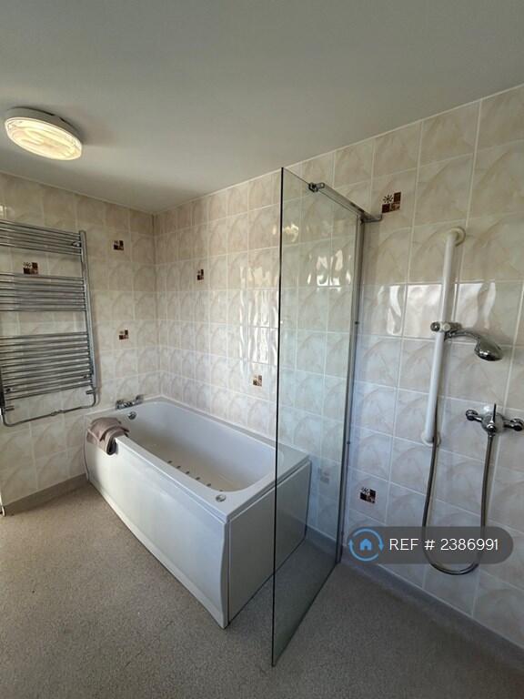 Additional property image - Brangwyn Grove, Bristol, BS7