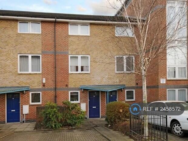 Main image of property: Amethyst Close, London, N11