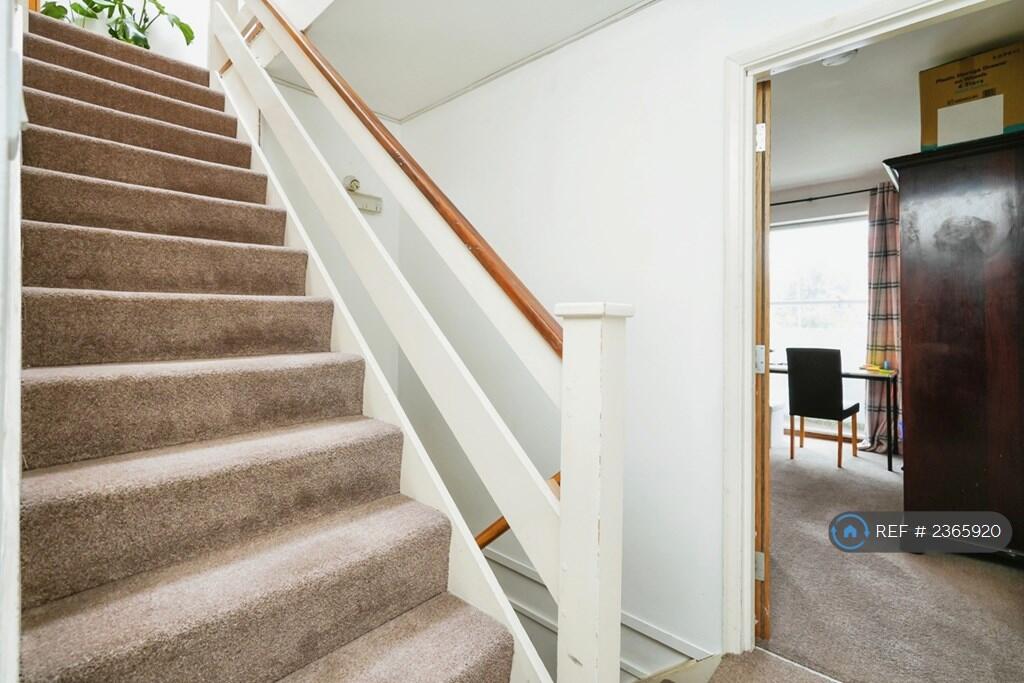 Main image of property: Headington Road, Headington, Oxford, OX3