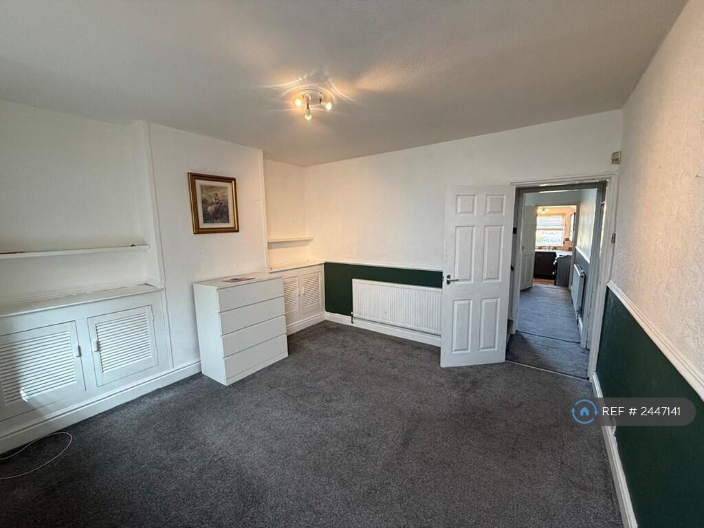 Main image of property: Vale Road, Mansfield Woodhouse, Mansfield, NG19