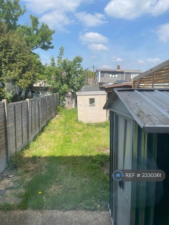 Main image of property: Fullwell Avenue, Ilford, IG5