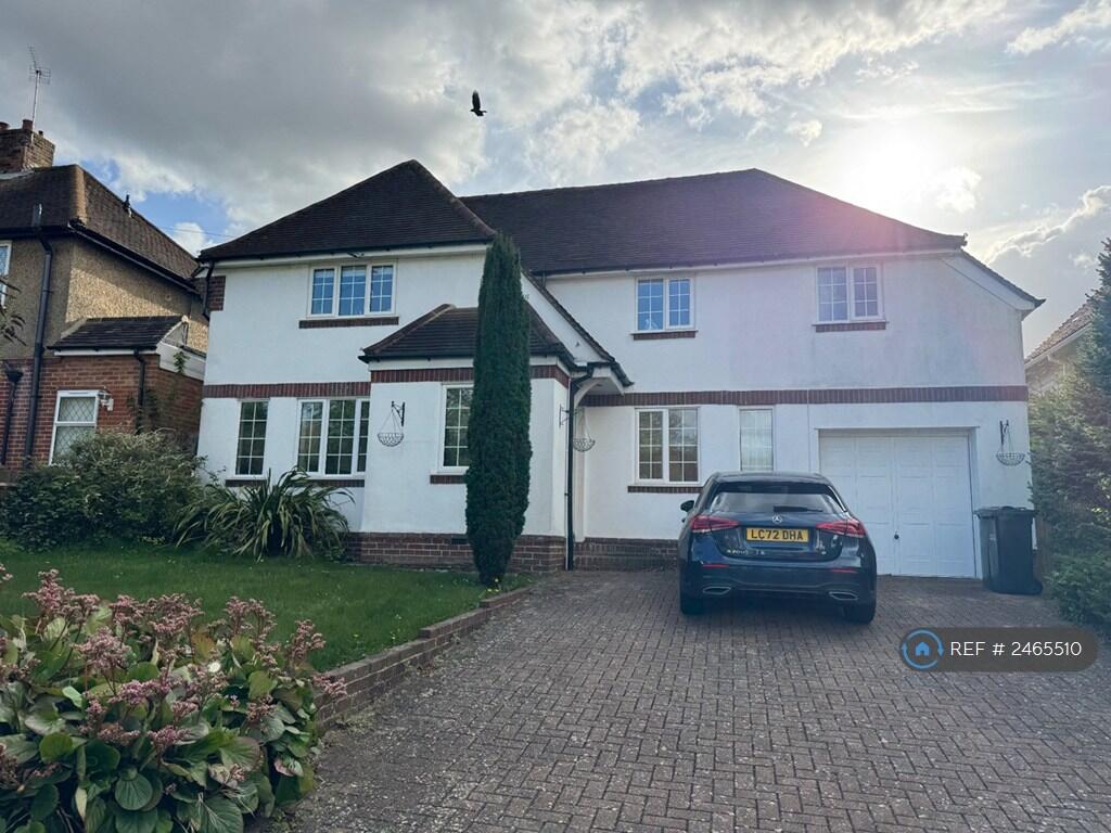 Main image of property: Green Curve, Banstead, SM7
