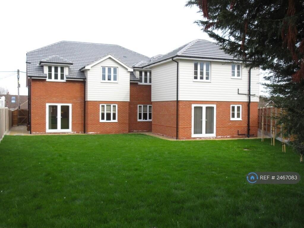 Main image of property: Plumberow Avenue, Hockley, SS5
