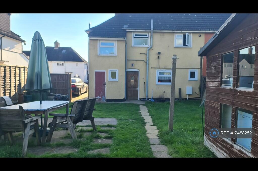 Main image of property: Prebendal Avenue, Aylesbury, HP21