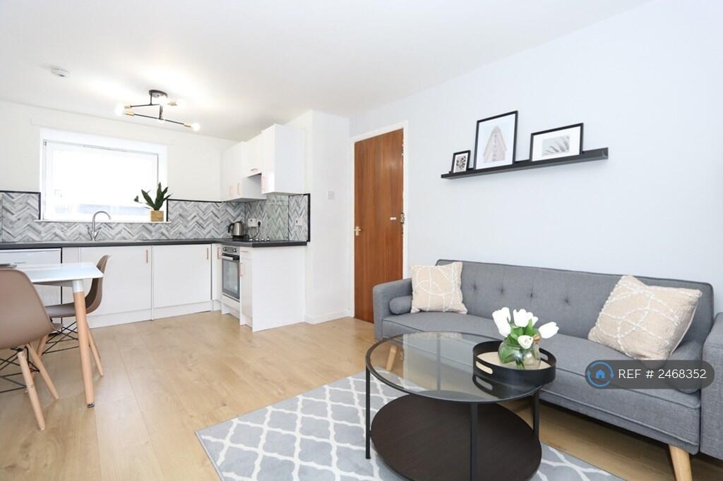 Main image of property: Minerva Court, Glasgow, G3