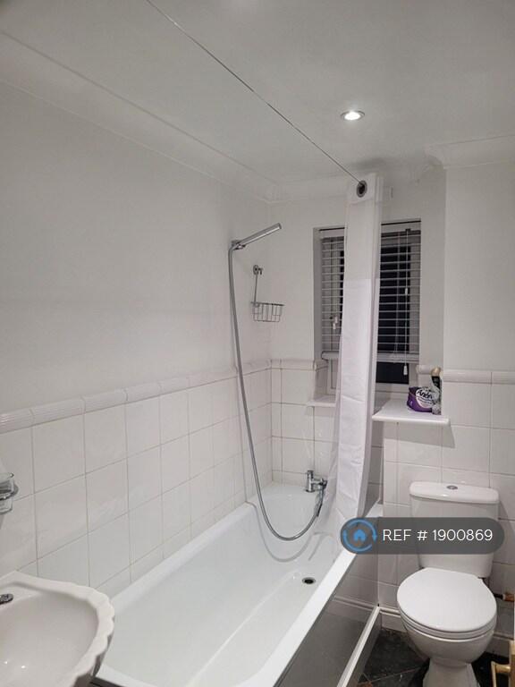 Main image of property: Cheshunt, Cheshunt, EN8