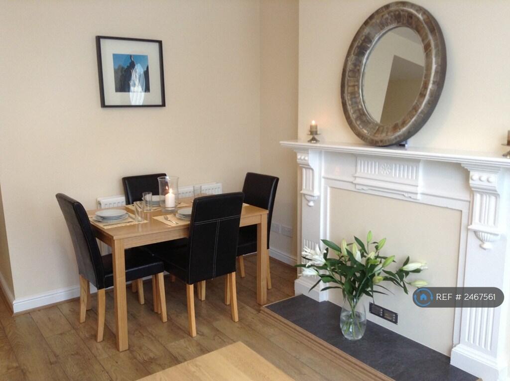 Main image of property: De La Pole Avenue, Hull, HU3