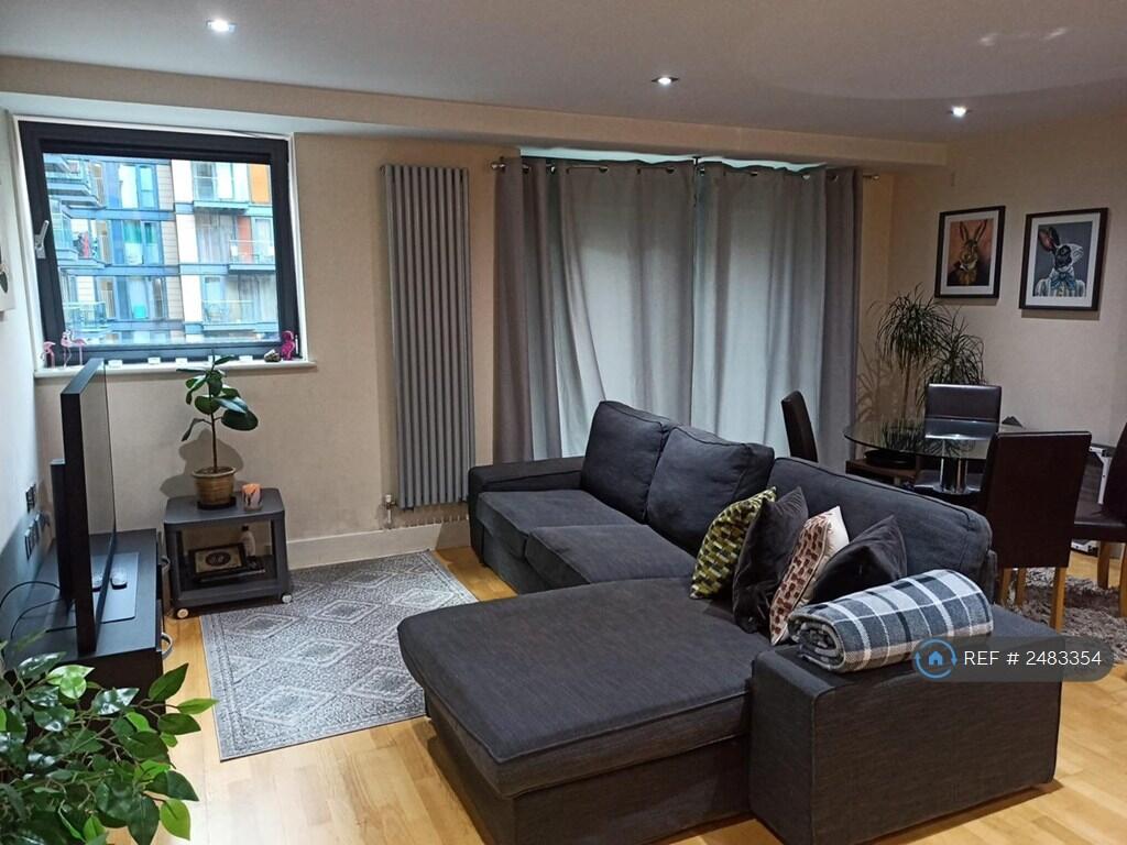 Main image of property: Millharbour, London, E14