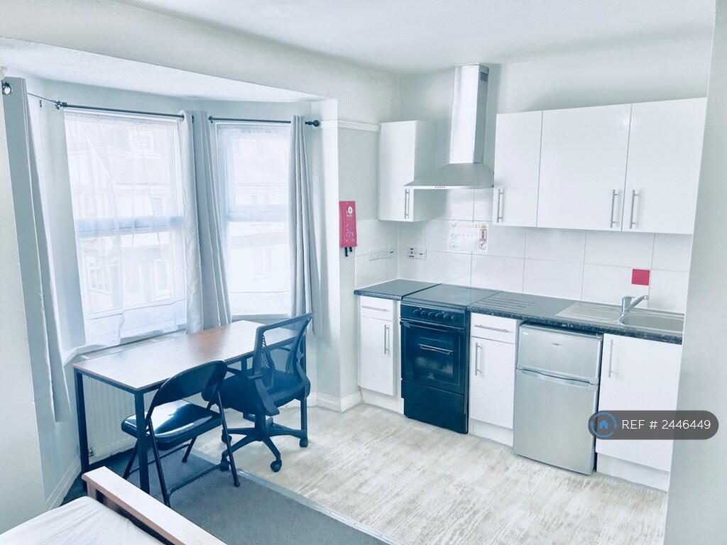 Main image of property: Southampton Street, Reading, RG1