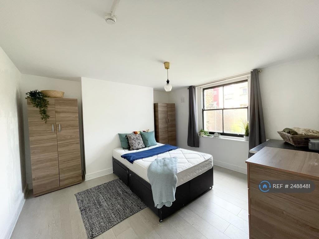 Main image of property: New Cross Road, London, SE14